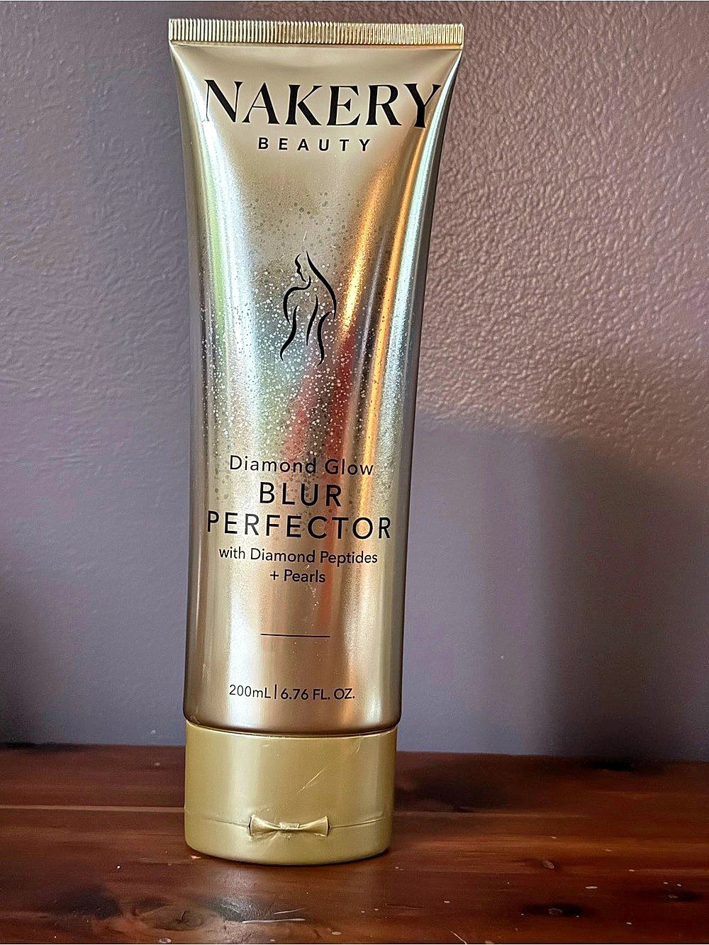 NAKERY BEAUTY Diamond Glow Blur Perfector 200ml NWT